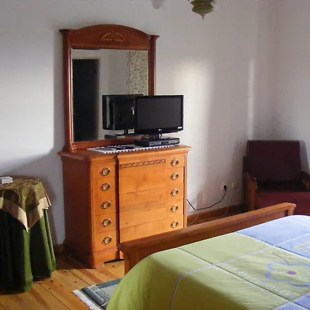 Quinta Do Ribeirinho Pensión 2*