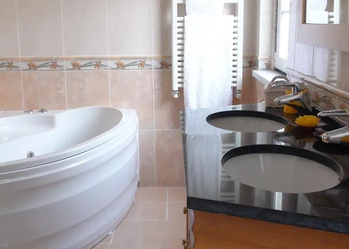 Guest house Quinta Do Ribeirinho 2*