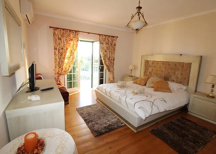 Quinta Do Ribeirinho 2*